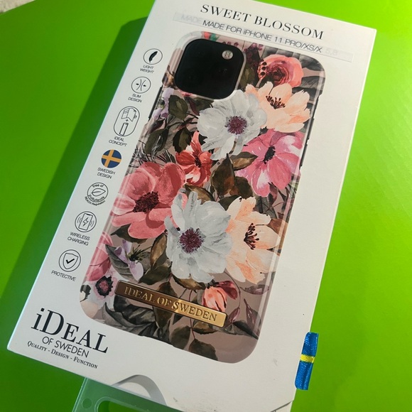 iPhone Case Ideal New in Box iPhone 11 Pro - Picture 2 of 3